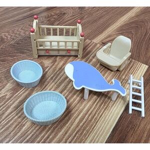 Epoch Sylvanian Families Calico Critters Nursery Furniture Lot Crib Chair Whale